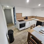 Apartment Apartment *
