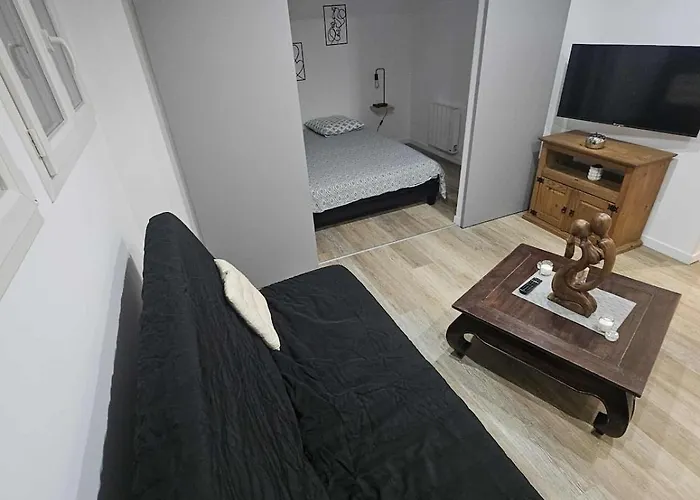 Apartamento Apartment *